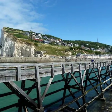 Maison Quartier Refaite à Neuf