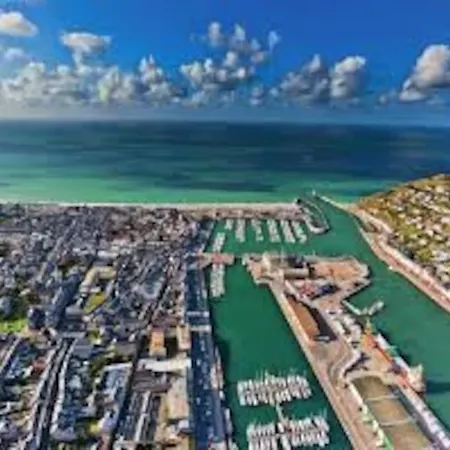 Maison Quartier Refaite A Neuf *